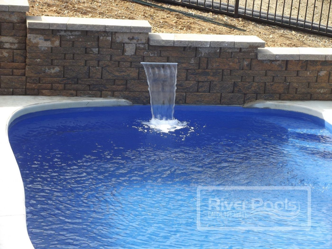 cost of retaining wall for pool